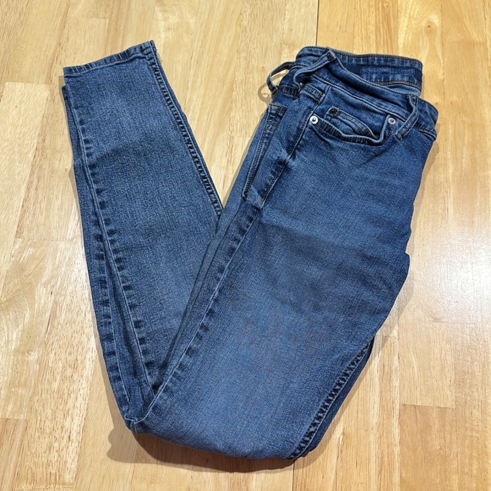 Calvin Klein Womens Jeans - Size 25
